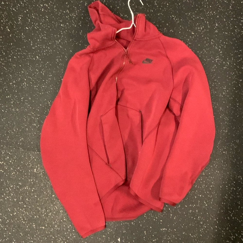 Men’s Size L Nike Tech Hoodie